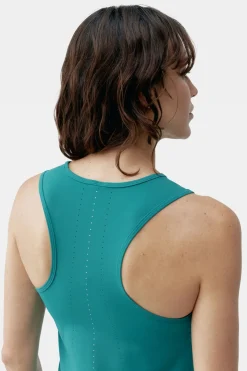 Top Keira-Born Living Online