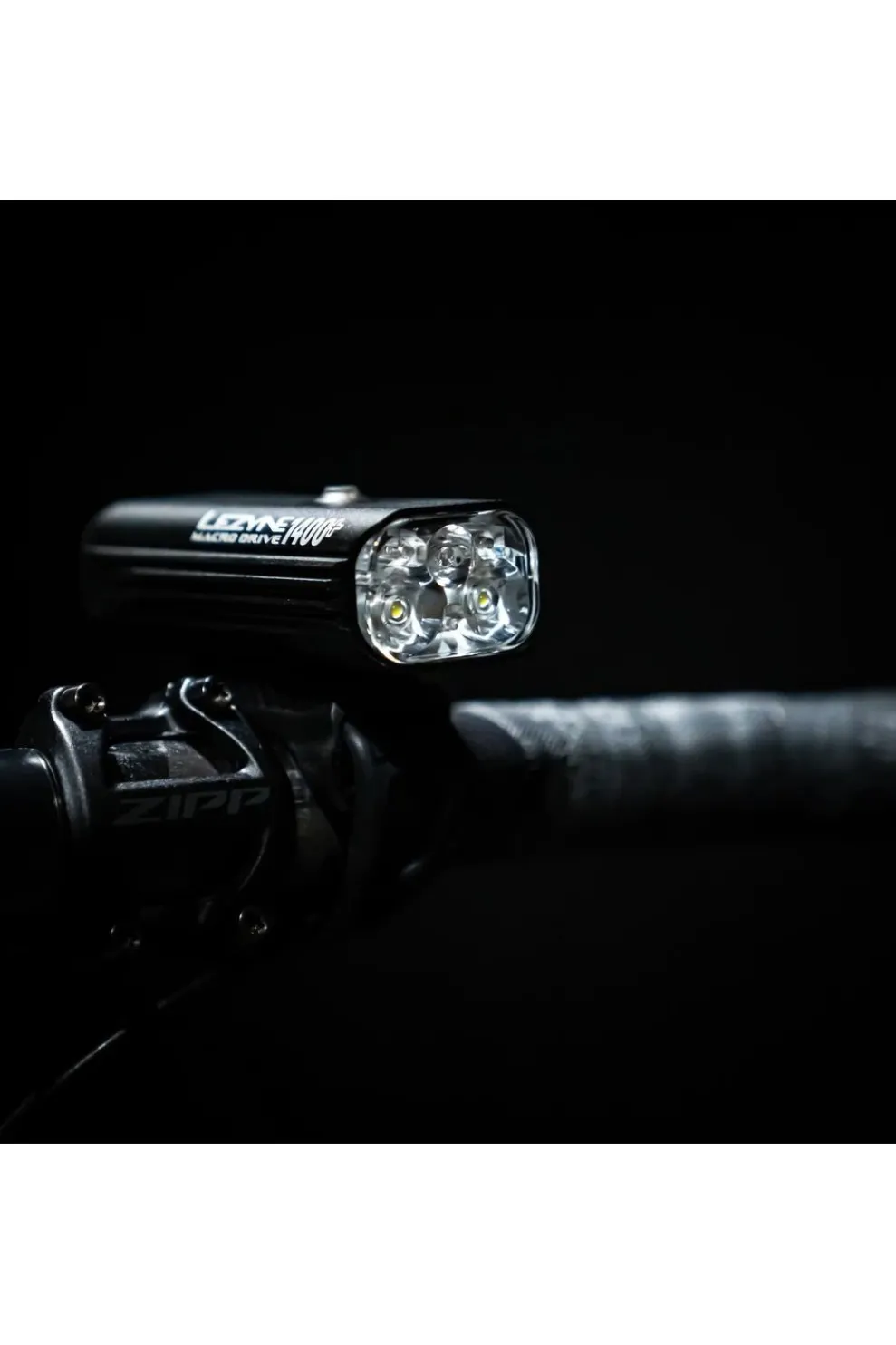 Fietsverlichting Macro Drive 1400+ Front-Lezyne Discount