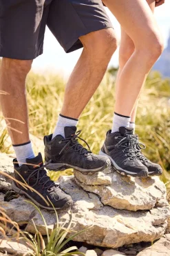 Discount Merrell Wandelschoenen Accentor 3 Sport Mid Gore-Tex Black