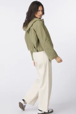 Outlet Only Jas Bealo