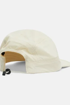 Pet Trail-Peak Performance Fashion