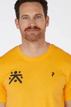 T-Shirt M Explore Graphic Tee-Peak Performance Hot