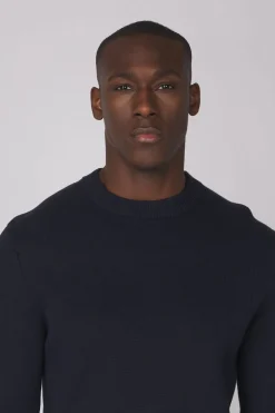 Trui Dane Structure-Selected Clearance