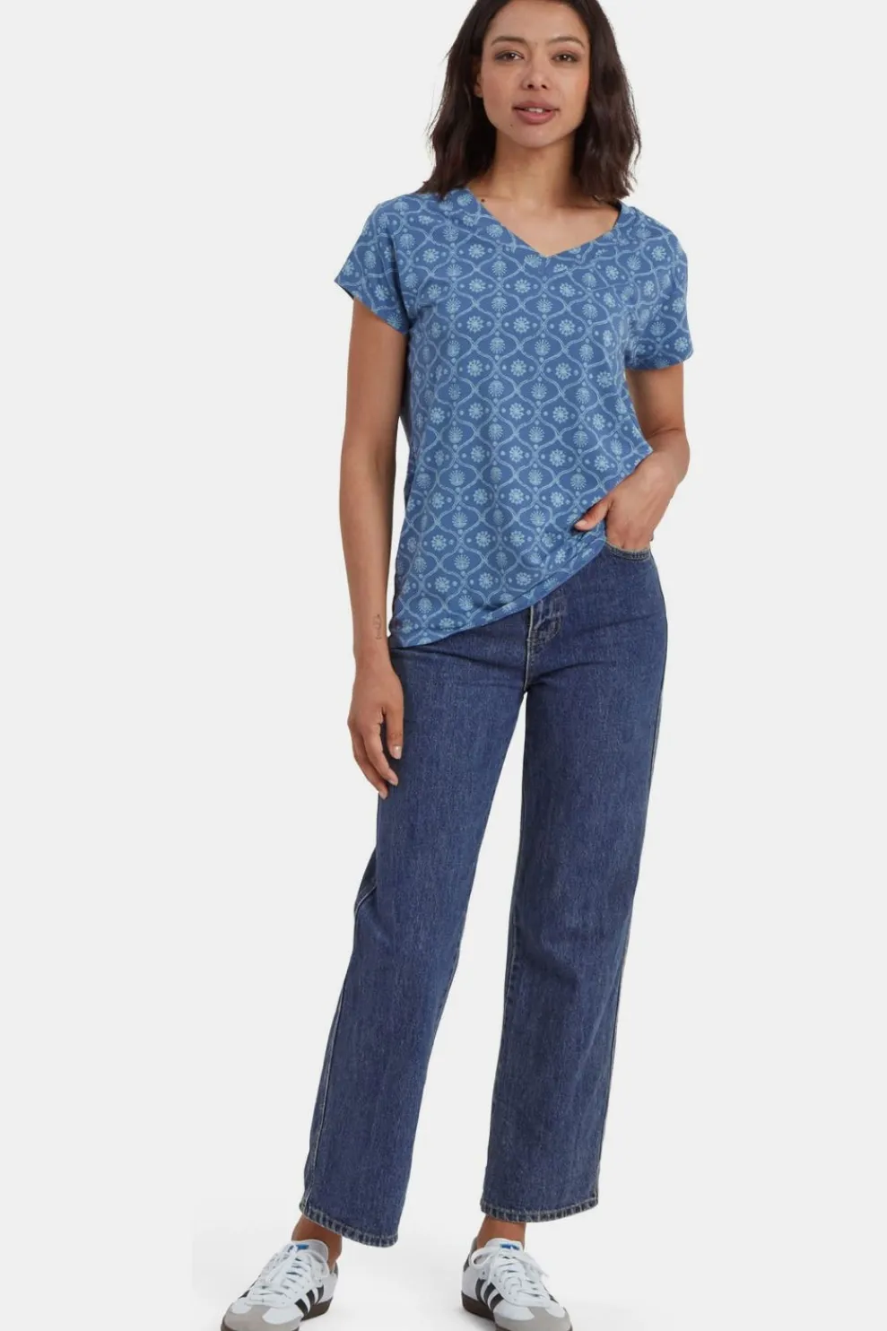 Fashion Sherpa T-Shirt Neha V-Neck Tee Seaport Blue Sublime