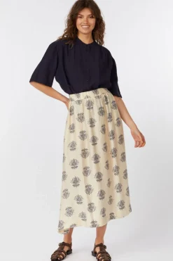 Clearance Soaked in Luxury Hemd Slemine Layna Natural Flowers