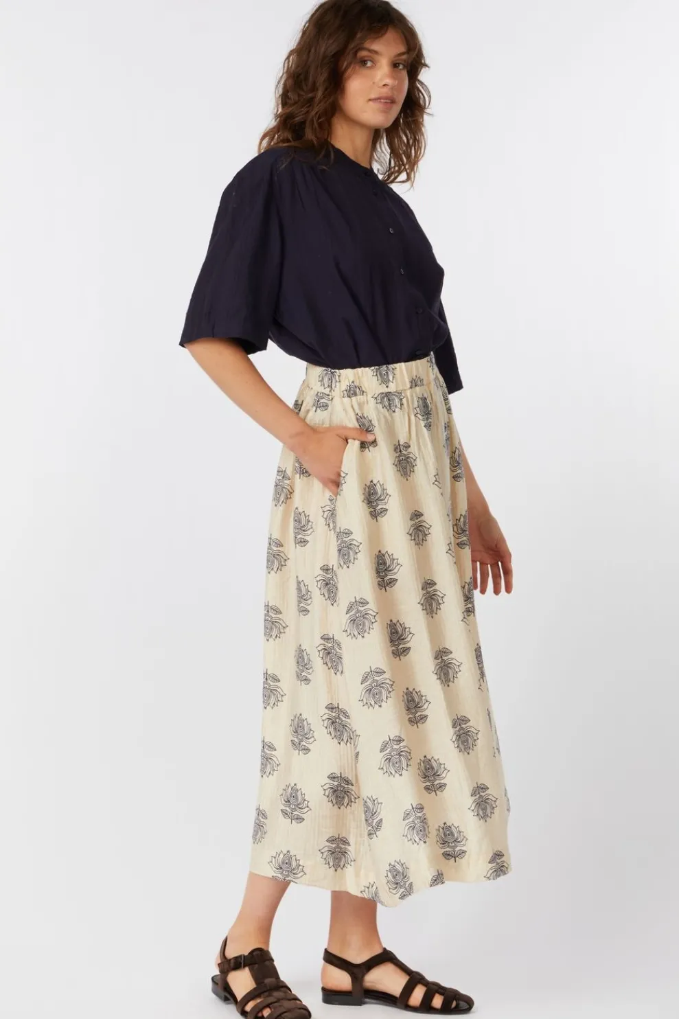 Clearance Soaked in Luxury Hemd Slemine Layna Natural Flowers