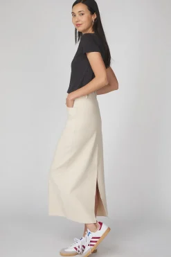 New Soaked in Luxury Sl Coloumbine V-Neck Black